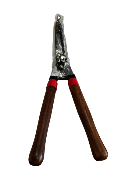 WOODEN HEDGE SHEAR